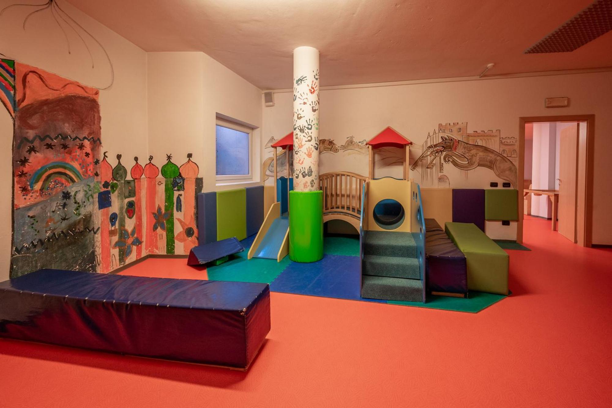 Hotel Alpin Colle Isarco Eksteriør billede