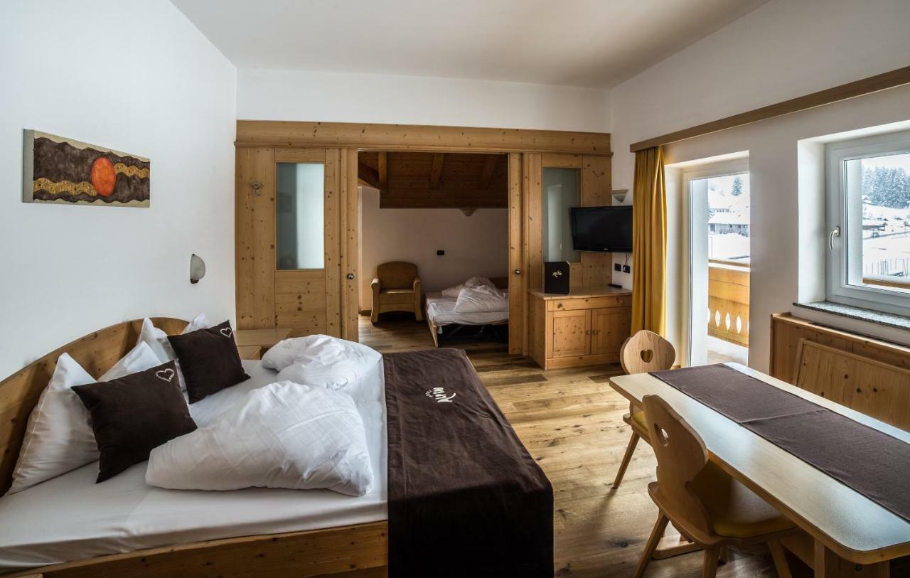 Hotel Alpin Colle Isarco Eksteriør billede